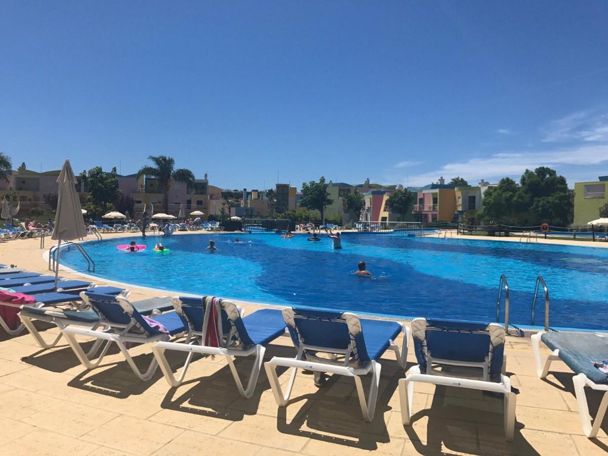 Marina De Albufeira Orada Resort - 2-Bed Apartment With Huge Pool מראה חיצוני תמונה