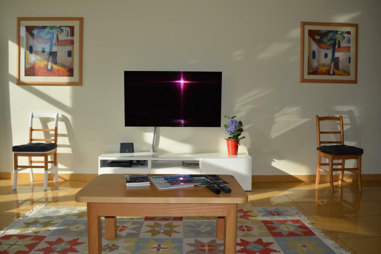 Marina De Albufeira Orada Resort - 2-Bed Apartment With Huge Pool מראה חיצוני תמונה